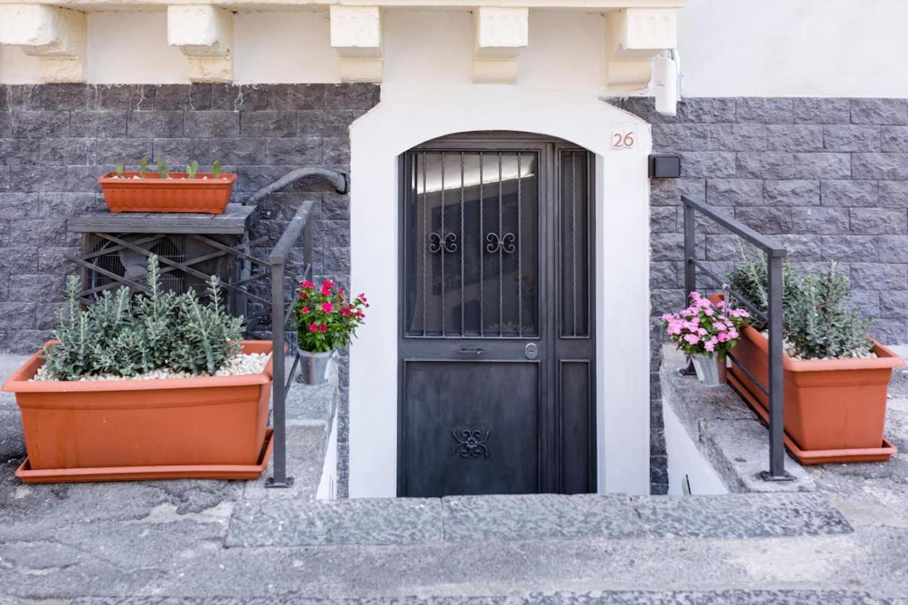 Villa La Piccola Grotta Ursino Aeroporto di Catania Fontana Rossa Esterno foto