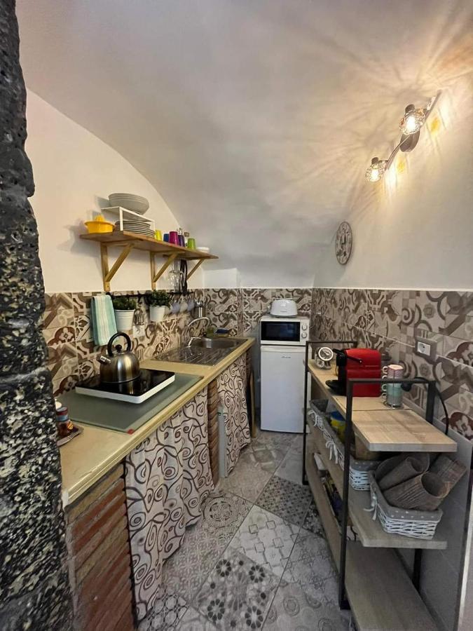 Villa La Piccola Grotta Ursino Aeroporto di Catania Fontana Rossa Esterno foto