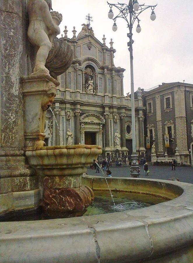 Villa La Piccola Grotta Ursino Aeroporto di Catania Fontana Rossa Esterno foto