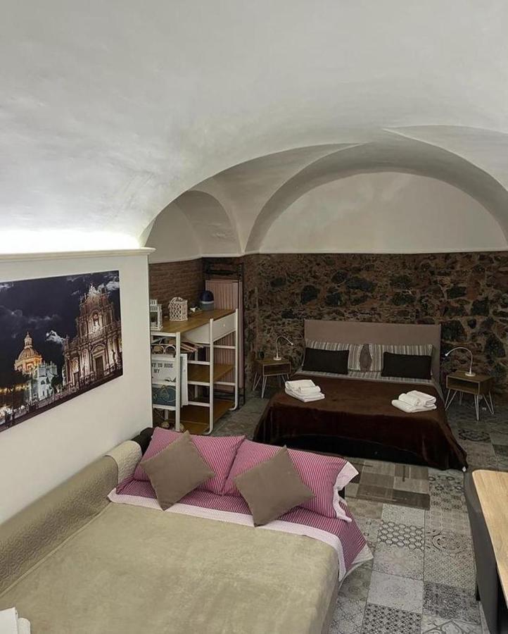 Villa La Piccola Grotta Ursino Aeroporto di Catania Fontana Rossa Esterno foto